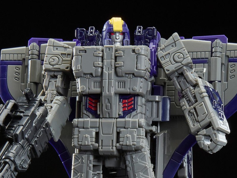 Transformers Siege New Stock Photos For Astrotrain, Spinister, And Crosshairs 01 (1 of 25)